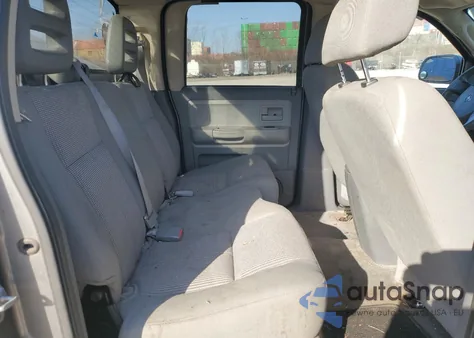 2007 Dodge Dakota Quad Slt z USA, uszkodzony, nr VIN 1D7HW48P27S171508